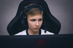 m0NESY